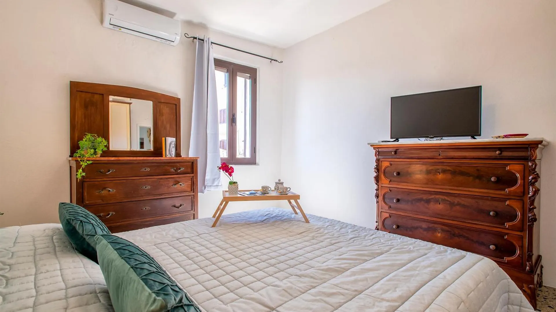Magic Sea View Borgo Castelsardo Apartment Italy